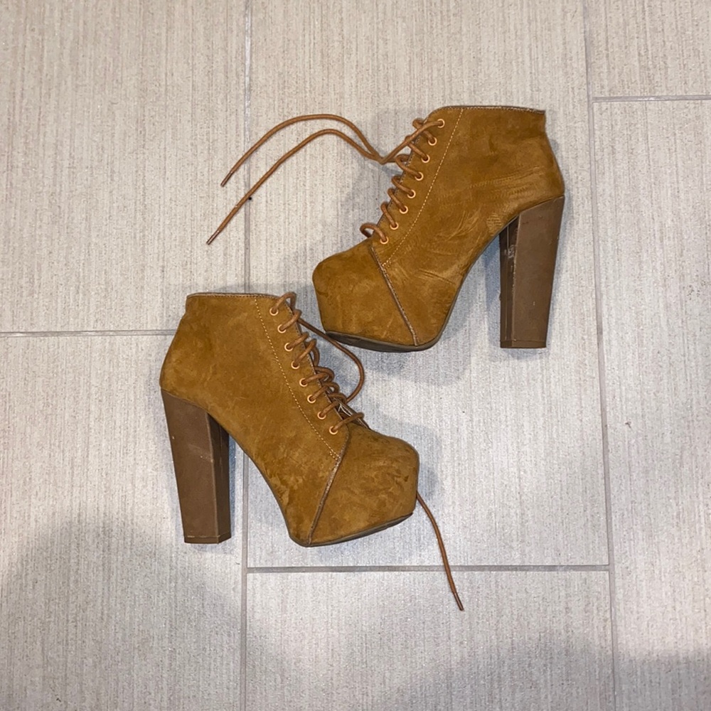 Size 5 Tan high Heel Platform Shoes